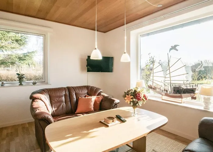 4 Person In Aeroskobing-by Traum * Ærøskøbing